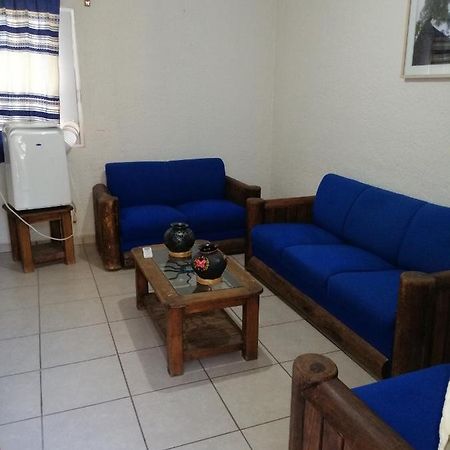 Departamento La Crucecita, Con Aire Acondicionado, Excelente Ubicacion, En Segunda Planta Appartement Santa Cruz Huatulco Buitenkant foto
