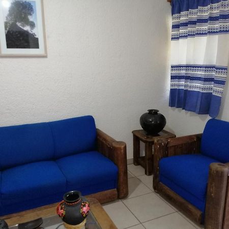 Departamento La Crucecita, Con Aire Acondicionado, Excelente Ubicacion, En Segunda Planta Appartement Santa Cruz Huatulco Buitenkant foto
