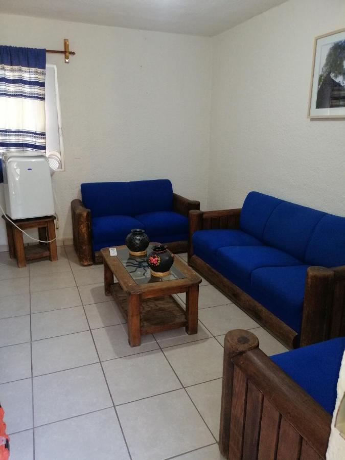 Departamento La Crucecita, Con Aire Acondicionado, Excelente Ubicacion, En Segunda Planta Appartement Santa Cruz Huatulco Buitenkant foto