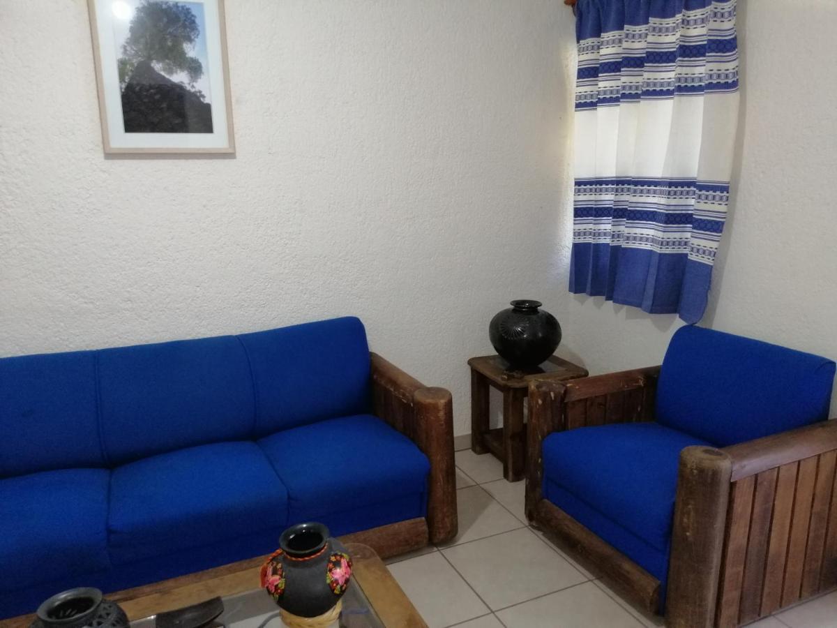 Departamento La Crucecita, Con Aire Acondicionado, Excelente Ubicacion, En Segunda Planta Appartement Santa Cruz Huatulco Buitenkant foto