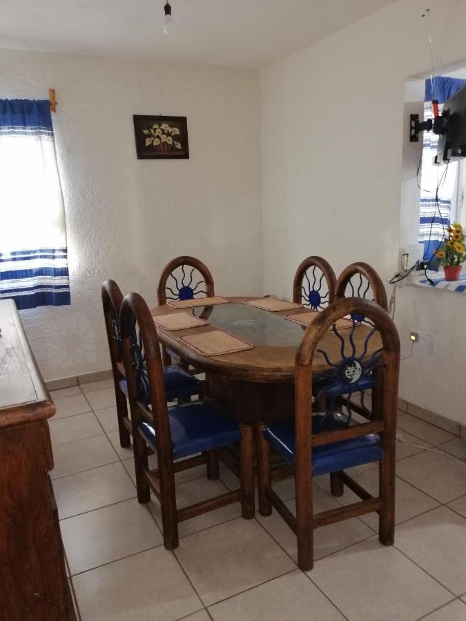 Departamento La Crucecita, Con Aire Acondicionado, Excelente Ubicacion, En Segunda Planta Appartement Santa Cruz Huatulco Buitenkant foto