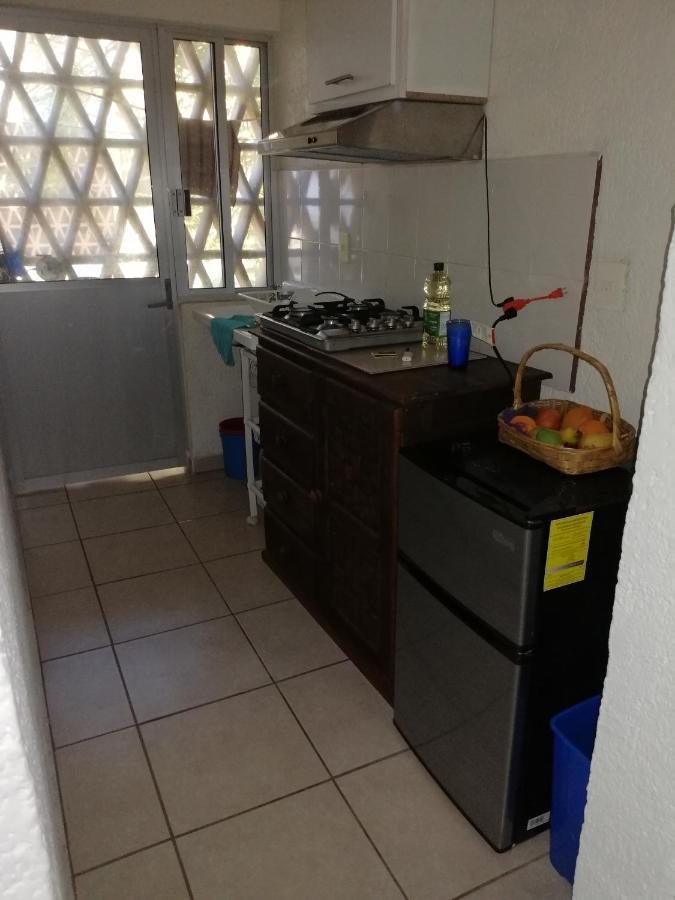 Departamento La Crucecita, Con Aire Acondicionado, Excelente Ubicacion, En Segunda Planta Appartement Santa Cruz Huatulco Buitenkant foto